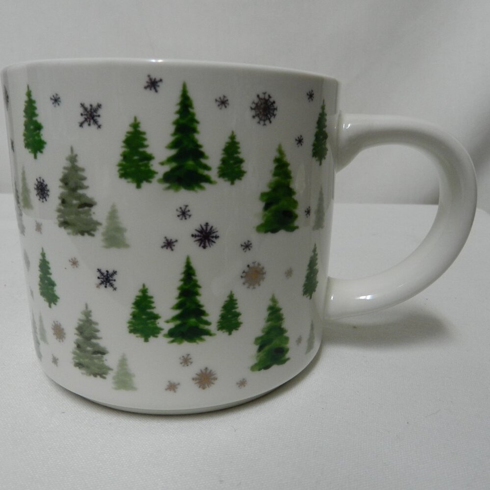 Elum Home Christmas Pine Tree Forest ceramic mug cup 15 oz Holidays Snowflakes